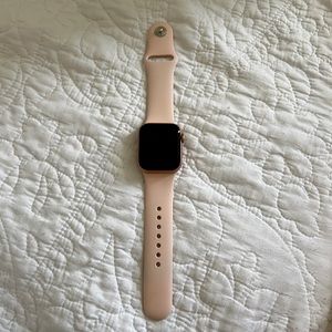 Apple Watch Rose Gold (SERIES 6 40MM)